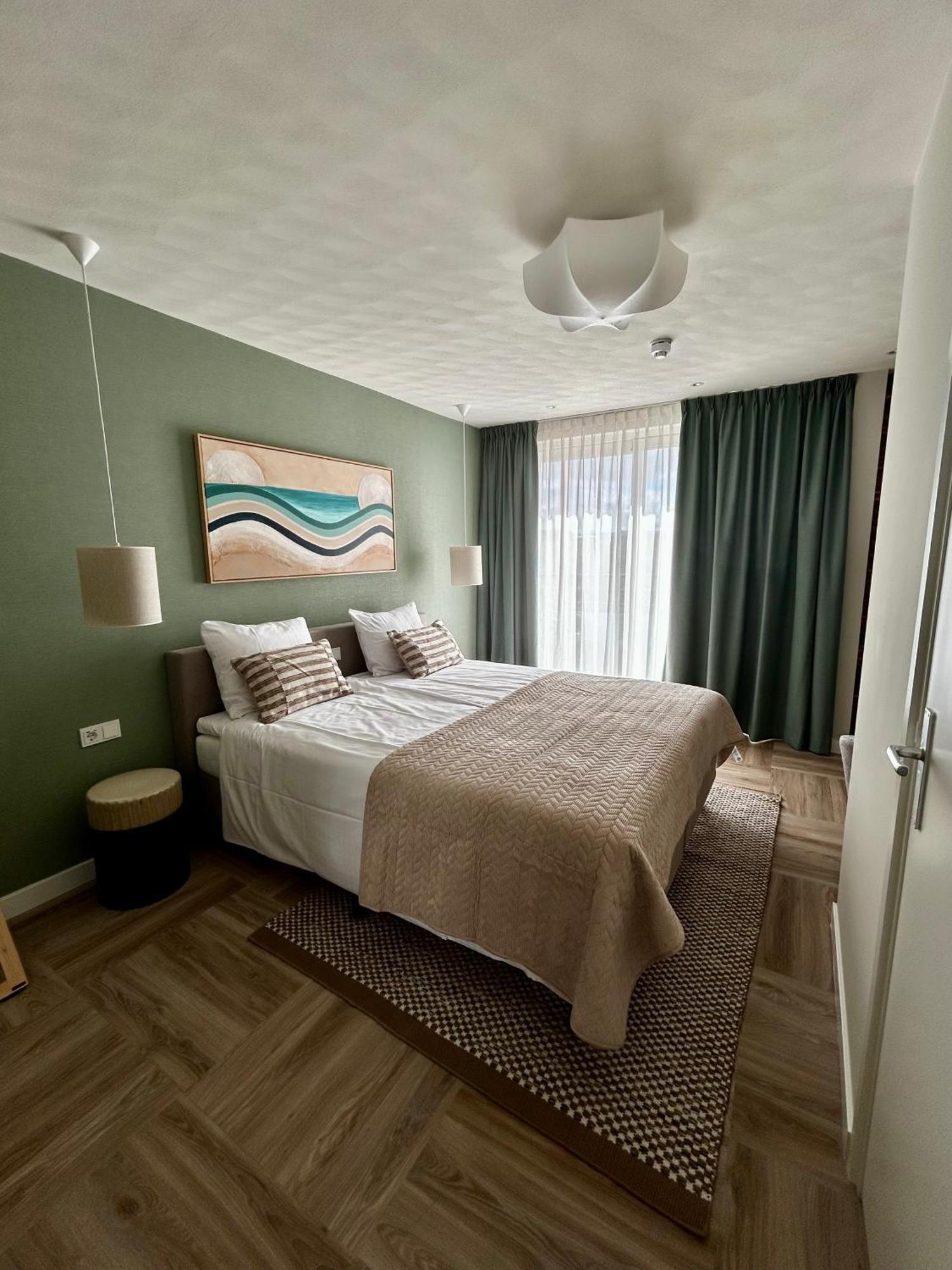 Hotel Meyer Bergen aan Zee Room photo